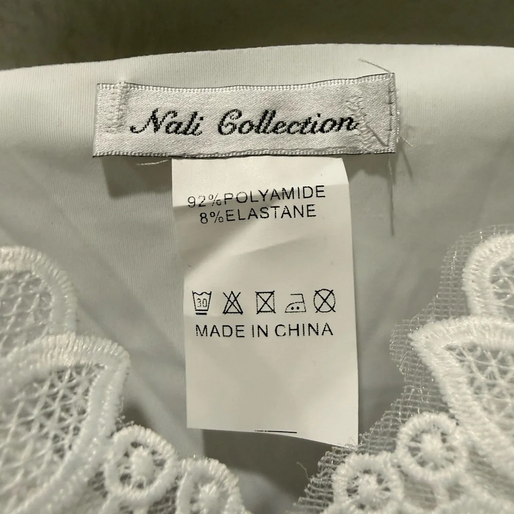 Nali Collection Gorgeous White Lace Lined Cami w/ Adjustable Spaghetti Straps - Picture 2 of 3